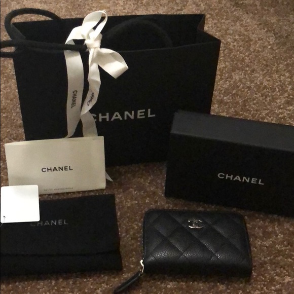 CHANEL Accessories - Authentic CHANEL zip wallet 🖤 w/silver hardware